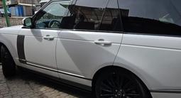 Land Rover Range Rover 2021 годаүшін40 000 000 тг. в Алматы – фото 3