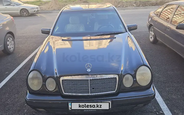 Mercedes-Benz E 230 1997 года за 2 000 000 тг. в Астана