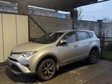Toyota RAV4 2016 годаүшін10 900 000 тг. в Алматы