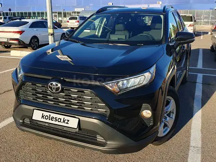 Toyota RAV4 2023 года за 12 990 000 тг. в Алматы – фото 2