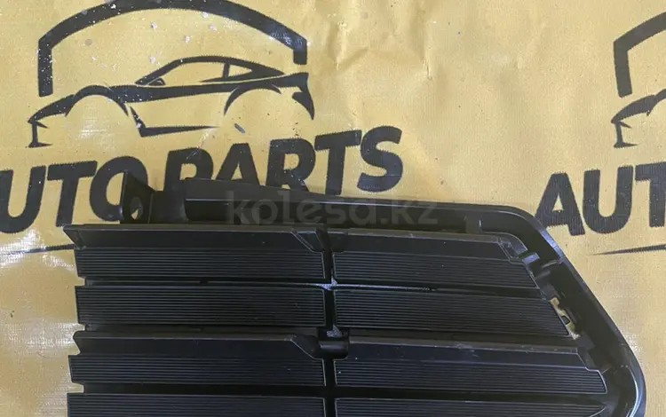 Решетка в бампер Toyota Rav 4 2013-2019 5312842080 A40, передняя за 10 000 тг. в Павлодар