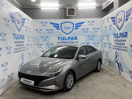 Hyundai Elantra 2021 года за 10 390 000 тг. в Тараз – фото 2