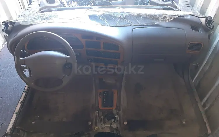 Понель для Toyota camry 10үшін30 000 тг. в Алматы