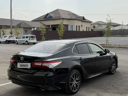 Toyota Camry 2023 года за 15 400 000 тг. в Шымкент – фото 4