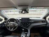 Toyota Camry 2023 года за 15 400 000 тг. в Шымкент – фото 3