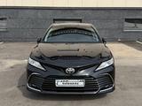 Toyota Camry 2023 года за 15 400 000 тг. в Шымкент – фото 2