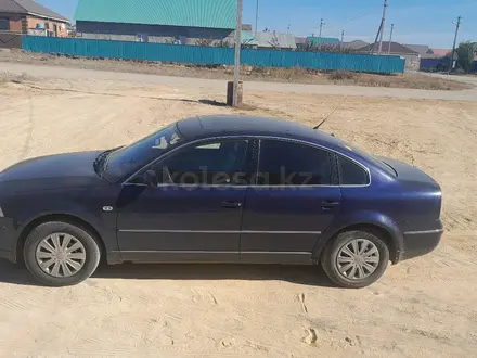 Volkswagen Passat 2001 года за 2 800 000 тг. в Актобе – фото 6