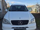 Mercedes-Benz ML 320 2000 годаүшін4 500 000 тг. в Астана