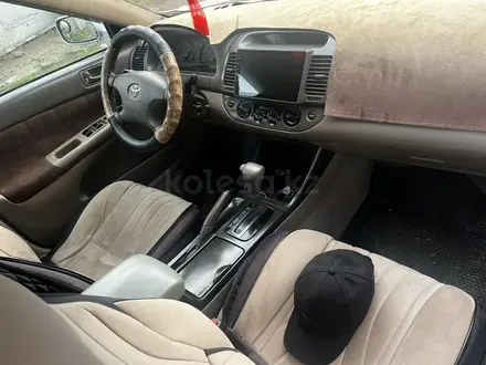Toyota Camry 2004 года за 3 700 000 тг. в Усть-Каменогорск – фото 5