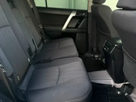 Toyota Land Cruiser Prado 2019 года за 19 990 000 тг. в Актау – фото 7