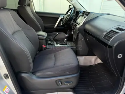 Toyota Land Cruiser Prado 2019 года за 19 990 000 тг. в Актау – фото 6