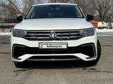 Volkswagen Tiguan 2022 года за 16 700 000 тг. в Алматы