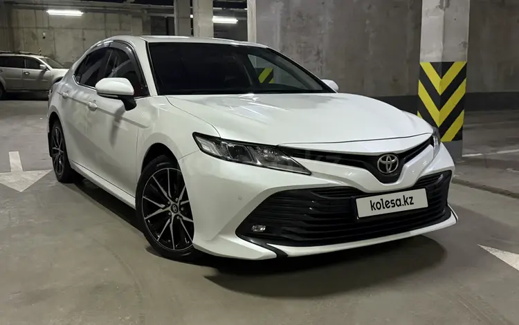 Toyota Camry 2019 годаүшін11 800 000 тг. в Алматы