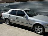 Mercedes-Benz C 230 1996 годаүшін2 400 000 тг. в Караганда – фото 2