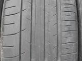 Комплект шин 255/50/20 Dunlop за 28 000 тг. в Алматы