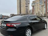 Toyota Camry 2023 года за 16 500 000 тг. в Астана – фото 4