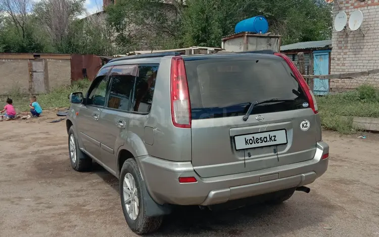 Nissan x trail 2002 года Nissan x trail 2002 года