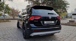 Volkswagen Tiguan 2020 года за 13 500 000 тг. в Алматы – фото 2