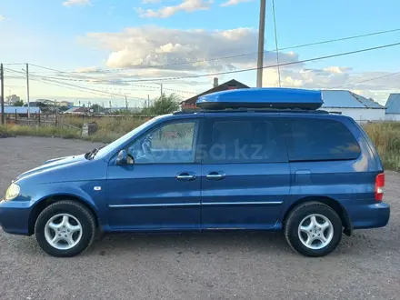 Kia Carnival 2002 года за 4 000 000 тг. в Караганда – фото 2