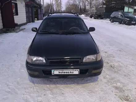 Toyota Carina E 1993 года за 1 600 000 тг. в Усть-Каменогорск – фото 3