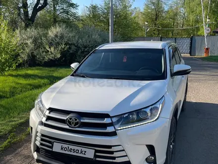 Toyota Highlander 2019 года за 18 500 000 тг. в Уральск – фото 6