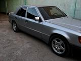 Mercedes-Benz E 200 1991 годаfor2 500 000 тг. в Туркестан – фото 2