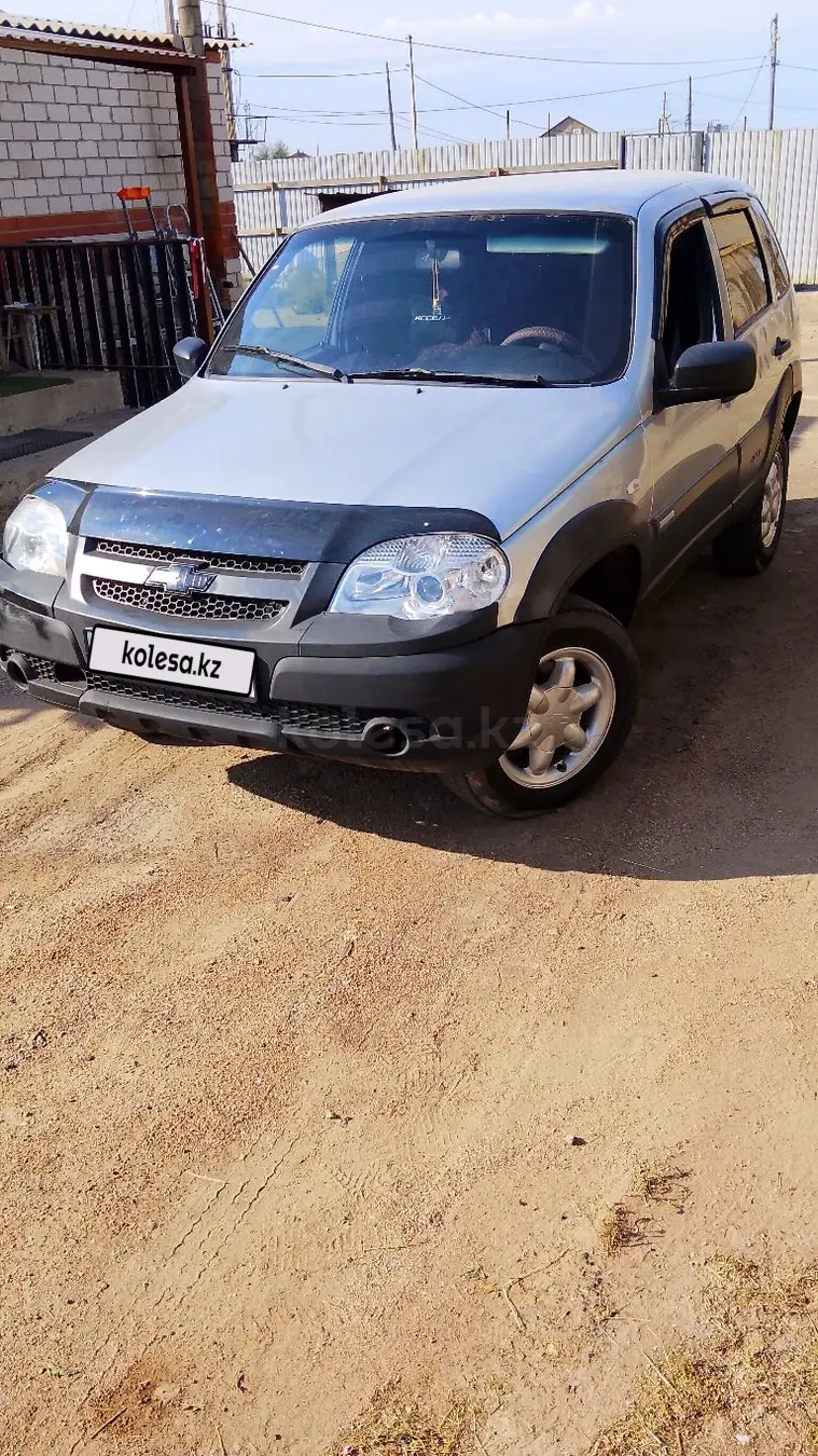 Chevrolet Niva, 2011