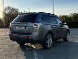 Mitsubishi Outlander 2013 годаүшін7 500 000 тг. в Актобе – фото 5