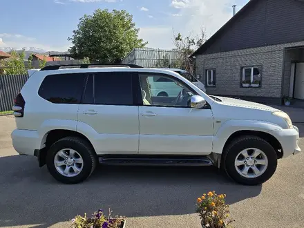 Toyota Land Cruiser Prado 2005 года за 12 600 000 тг. в Алматы – фото 6