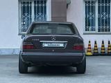 Mercedes-Benz E 220 1995 годаүшін2 940 000 тг. в Алматы – фото 4