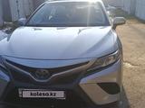 Toyota Camry 2018 годаүшін12 900 000 тг. в Алматы – фото 2