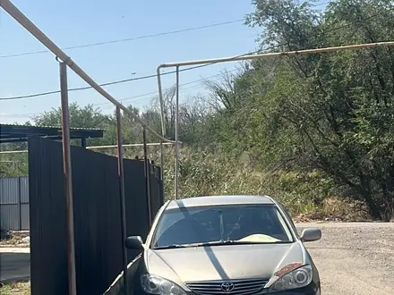 Toyota Camry 2004 года за 4 100 000 тг. в Алматы – фото 3