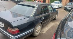 Mercedes-Benz E 200 1994 года за 1 600 000 тг. в Астана – фото 4