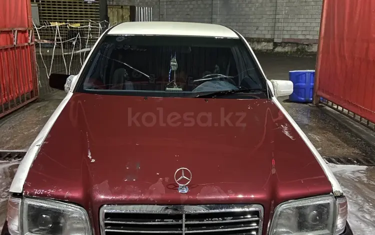 Mercedes-Benz C 220 1994 года за 1 760 000 тг. в Алматы