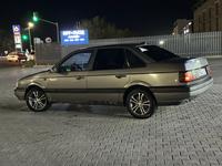 Volkswagen Passat 1993 годаүшін1 650 000 тг. в Уральск