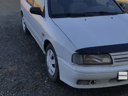 Nissan Primera 1995 года за 800 000 тг. в Денисовка – фото 2