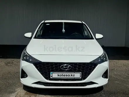 Hyundai Accent 2020 года за 5 625 375 тг. в Астана