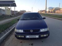 Volkswagen Passat 1994 годаүшін1 150 000 тг. в Сарыагаш