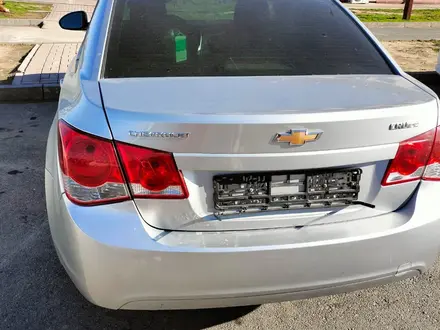 Chevrolet Cruze 2012 года за 3 100 000 тг. в Шымкент – фото 13