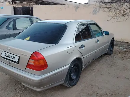 Mercedes-Benz C 220 1995 года за 1 800 000 тг. в Жанаозен – фото 5