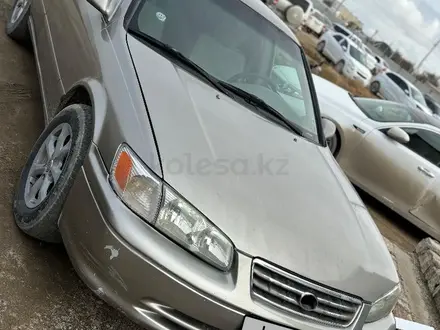 Toyota Camry 2000 года за 3 800 000 тг. в Алматы – фото 5