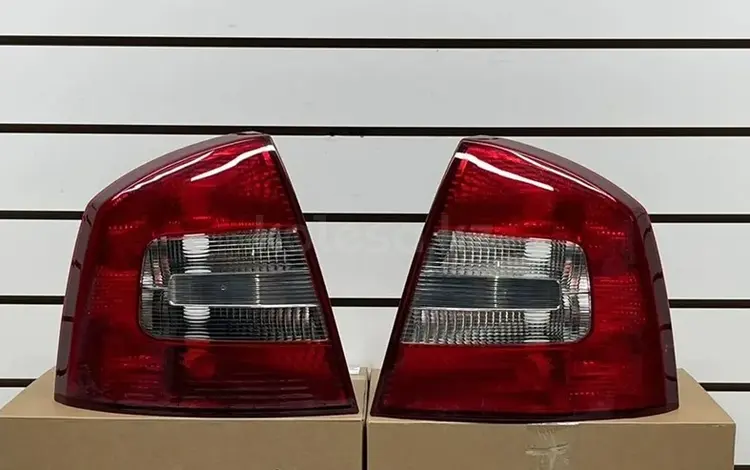 Фонари задние Skoda Octavia за 1 000 тг. в Астана