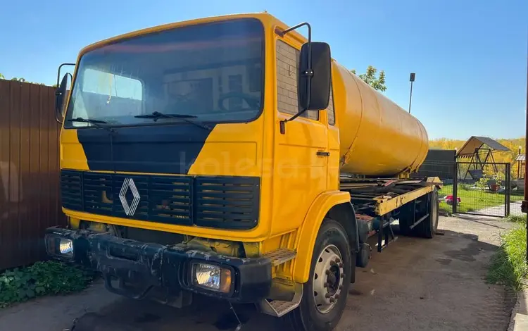 Renault 1990 годаүшін8 000 000 тг. в Павлодар
