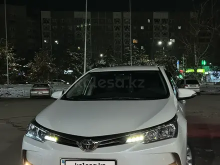 Toyota Corolla 2018 года за 8 800 000 тг. в Алматы – фото 8