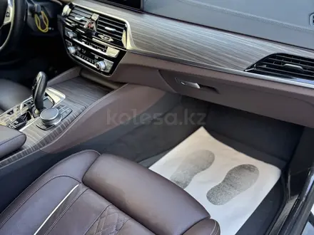 BMW 5 серия 2021 года за 22 000 000 тг. в Астана – фото 24