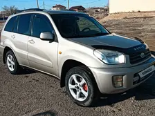 Toyota RAV4, 2002