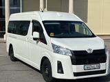 Toyota Hiace Тайота Хайс Аренда микроавтобус 2021 года в Атырау – фото 3