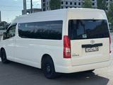 Toyota Hiace Тайота Хайс Аренда микроавтобус 2021 года в Атырау – фото 5