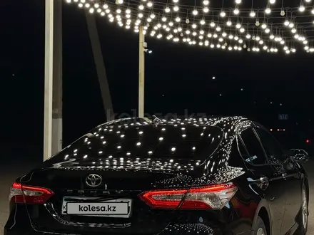 Toyota Camry 2019 года за 13 300 000 тг. в Павлодар – фото 11