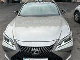 Lexus ES 250 2019 года за 20 000 000 тг. в Алматы – фото 2